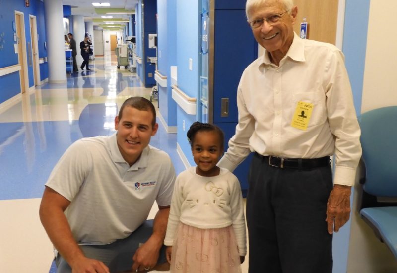 Anthony Rizzo Visits Joe DiMaggio Children’s Hospital