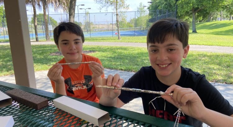 Temple Beth Chai Temple Beth Chai Students Have Their Hands Full At the Park