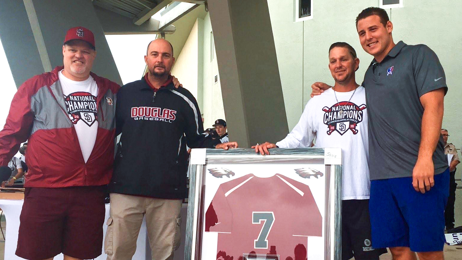 Marjory Stoneman Douglas' Todd Fitz-Gerald (second from left) wins Florida Dairy Farmers State Coach of the Year. {MSD Baseball}