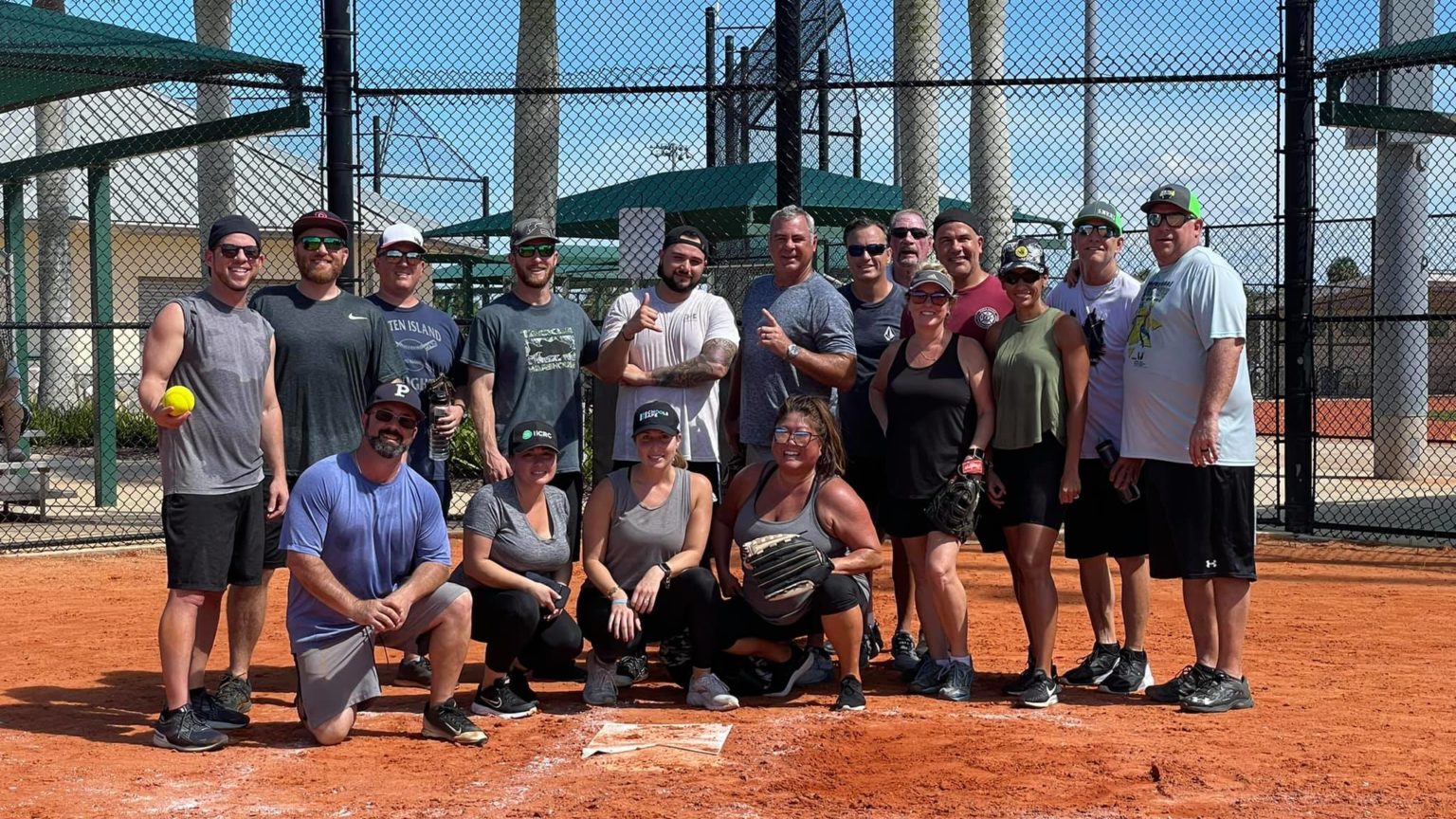 Register Now For CoEd Adult Softball League in Parkland Parkland Talk