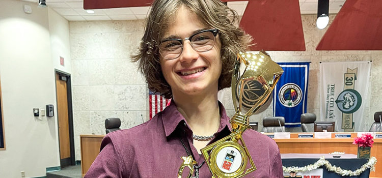 Coconut Creek Teen Receives Special Honor for ‘Doing the Right Thing’