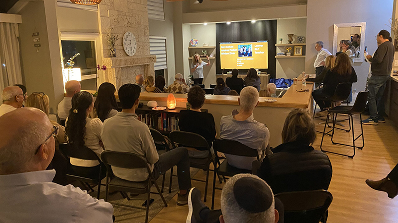 ‘You Don’t Mess With Our Kids’: Parkland Mom Launches Mothers Against College Antisemitism Chapter to Support Jewish Students 4