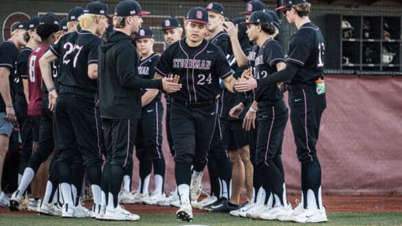 Marjory Stoneman Douglas Baseball Team Opens Season with Perfect 3-0 Week 10